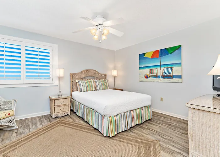 Edgewater West Unit 51 *